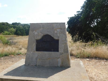 [Picture of Tuolumne Gold Dredge marker]